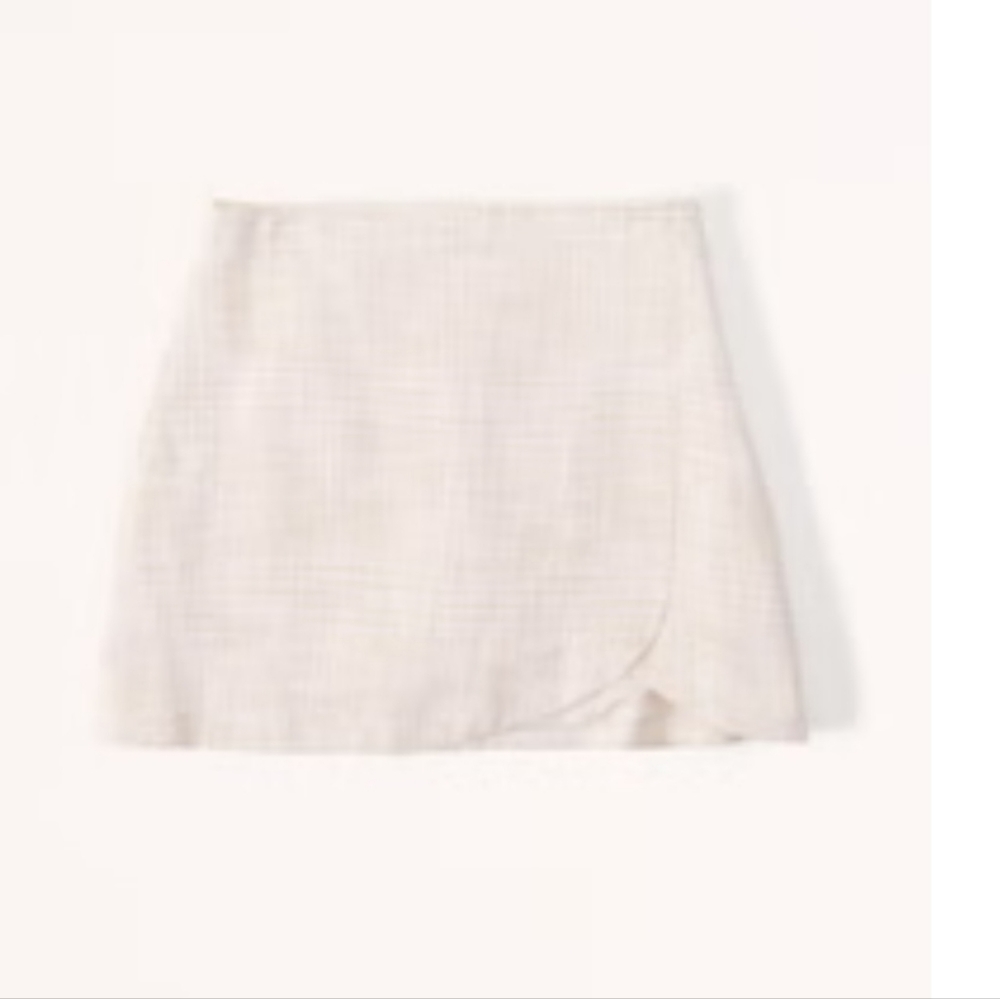 Abercrombie tweed skort